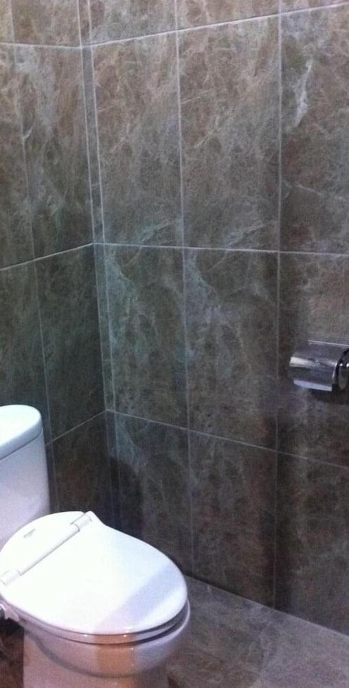 Votel Viure Hotel Jogjakarta Maguwo Dış mekan fotoğraf