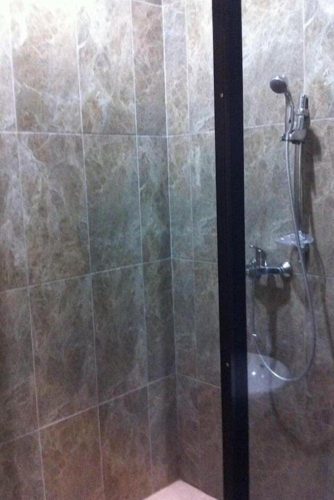 Votel Viure Hotel Jogjakarta Maguwo Dış mekan fotoğraf